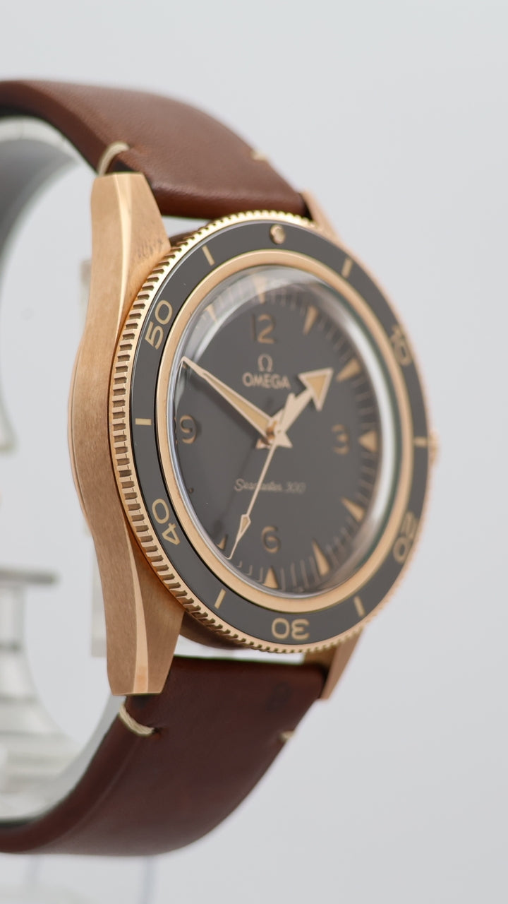 Omega Seamaster 300 Bronze Gold 9K Automatik 23492412110001 - Detail view 7