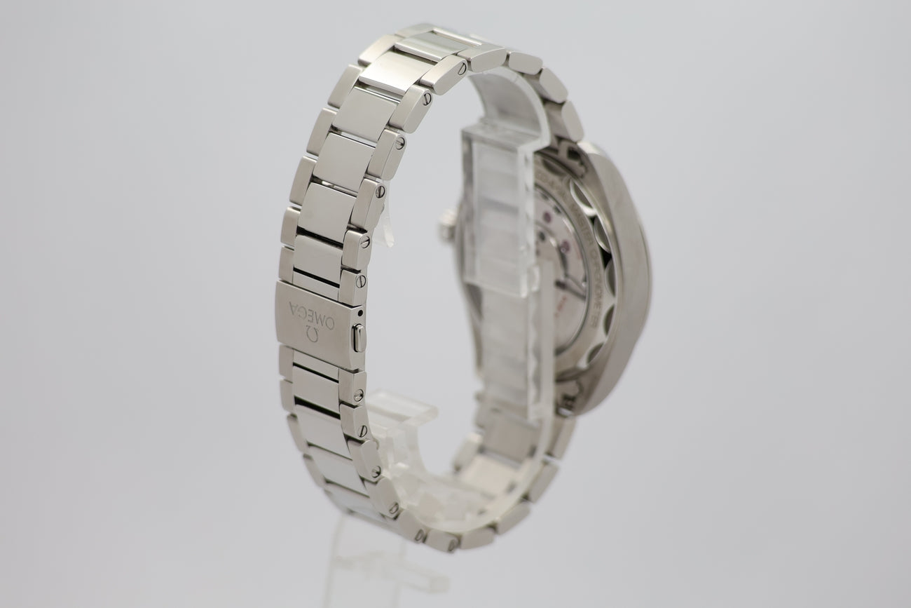 Omega Seamaster Aqua Terra Automatik Herrenuhr Stahl 41,5mm 22010412102004 - Detailansicht 1