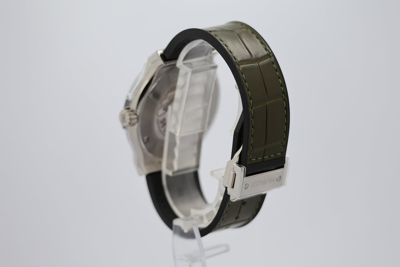 Hublot Classic Fusion  Automatik Herrenuhr 42mm 542NX8970LR - Detail view 4