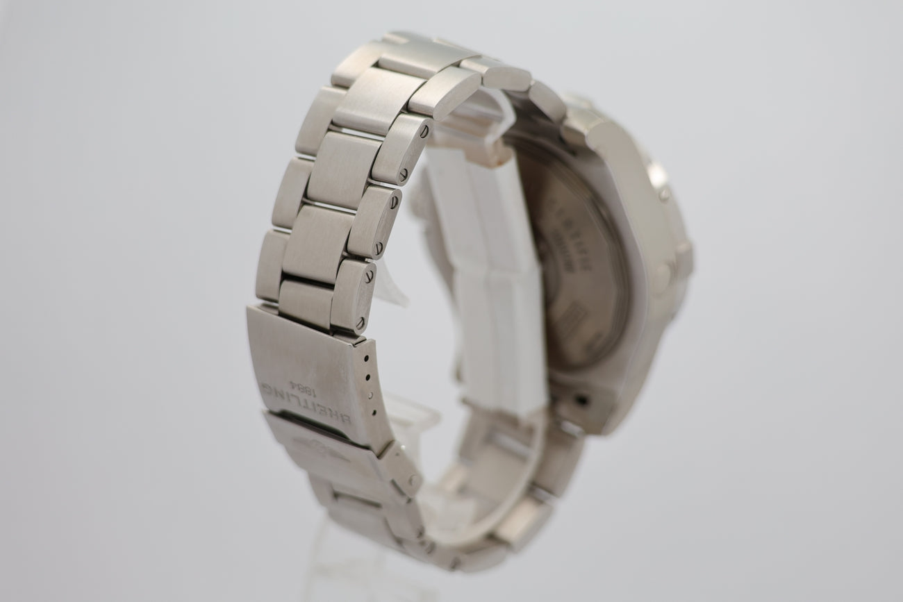 Breitling Avenger II Seawolf Automatik  A17331 - Detailansicht 1