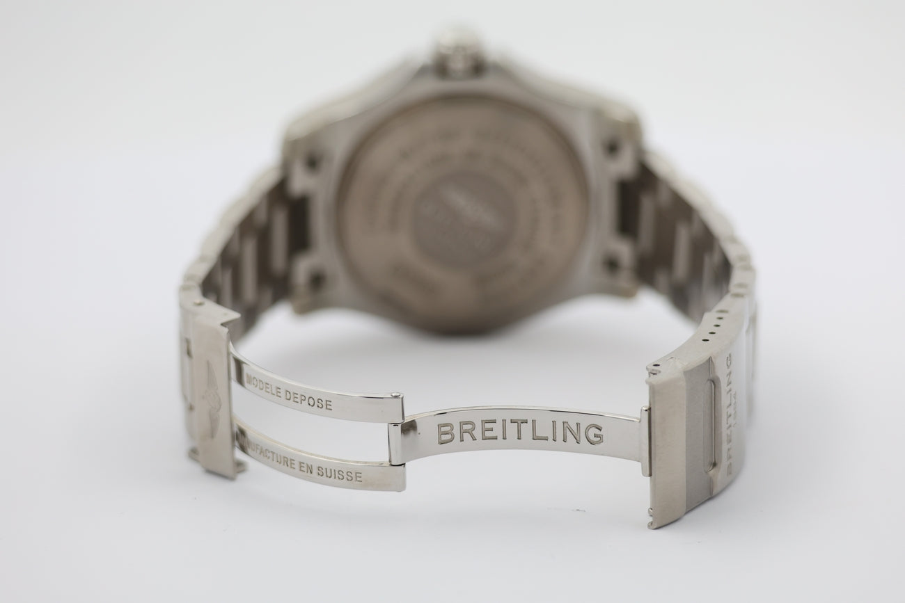 Breitling Avenger II Seawolf Automatik  A17331 - Detailansicht 6