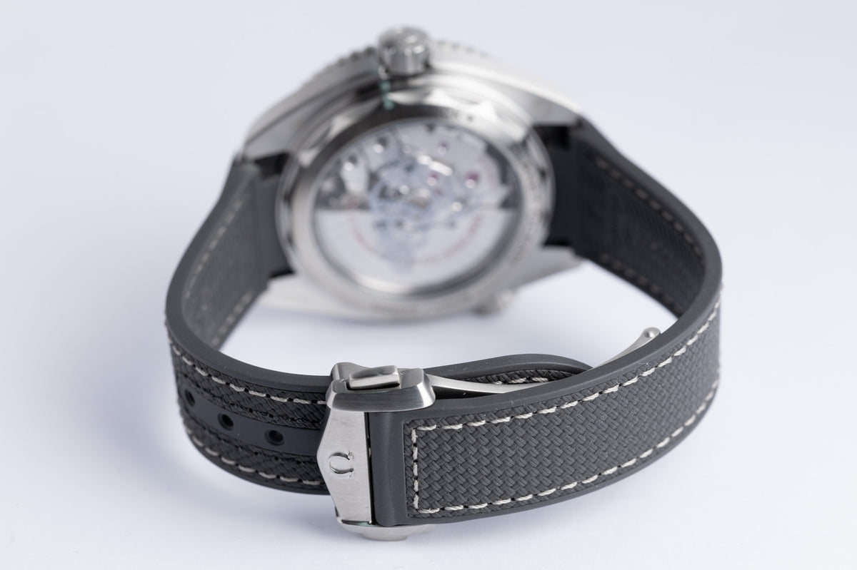 Omega Seamaster Planet Ocean 600M 215.32.44.21.01.002 - Detailansicht 7