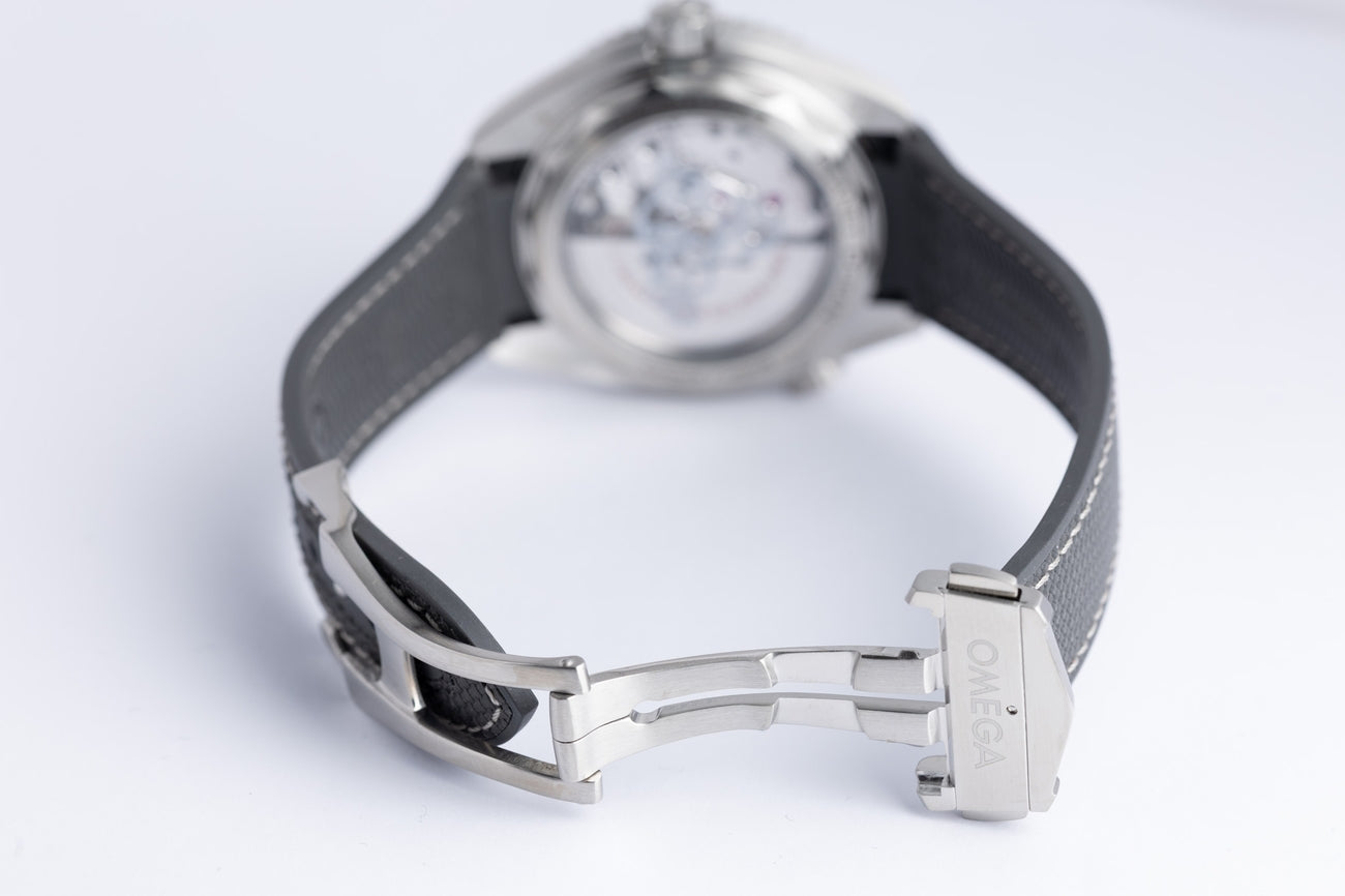 Omega Seamaster Planet Ocean 600M 215.32.44.21.01.002 - Detailansicht 8