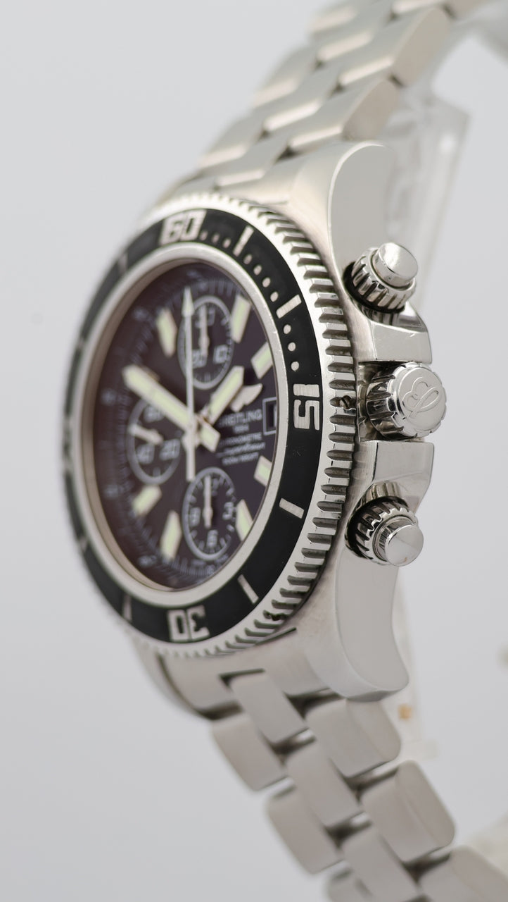 Breitling Superocean Chronograph Steelfish Herrenuhr 44mm A13341 - Detailansicht 7