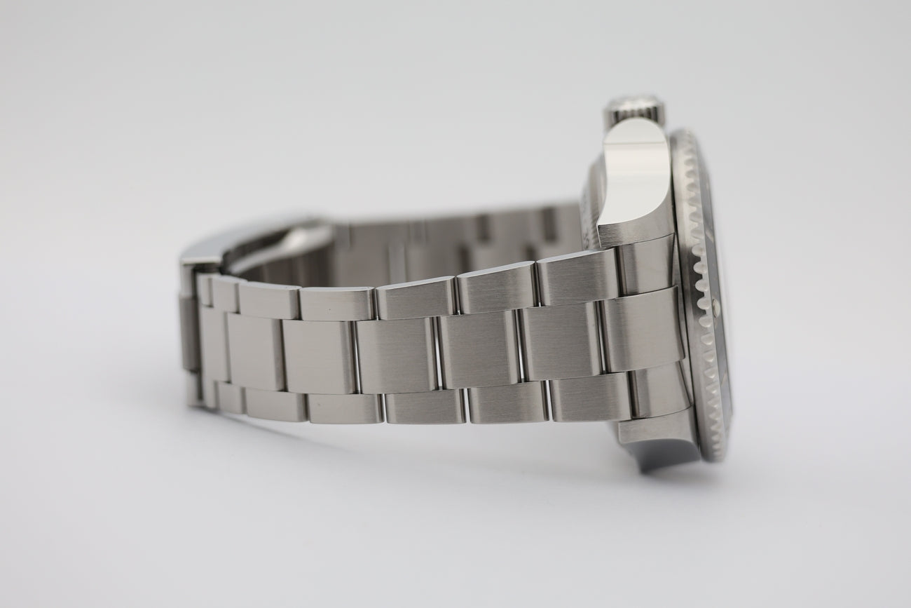 Rolex Sea-Dweller Deepsea 44mm Automatik  126660 - Detailansicht 4