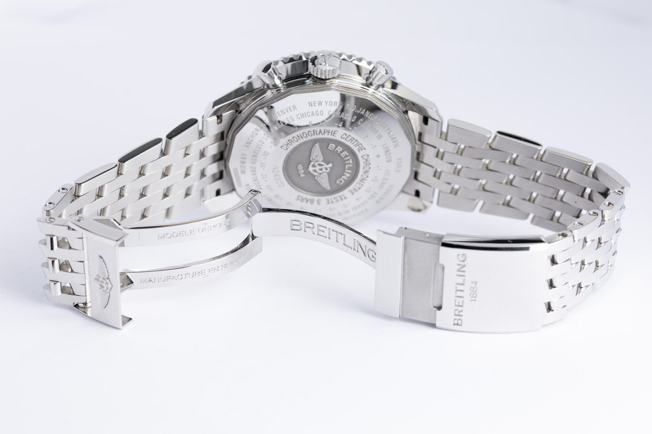 Breitling Navitimer World GMT 46mm Automatik Herrenuhr A24322 - Detailansicht 8
