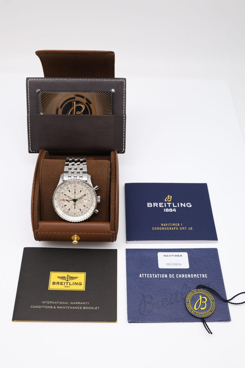 Breitling Navitimer World GMT 46mm Automatik Herrenuhr A24322 - Papiere und oder Lieferumfang
