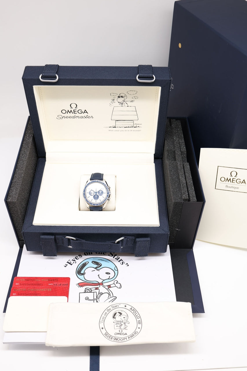 Omega Speedmaster Professional Moowatch 'Silver Snoopy Award' 42mm Handaufzug 31032425002001 - Papiere und oder Lieferumfang