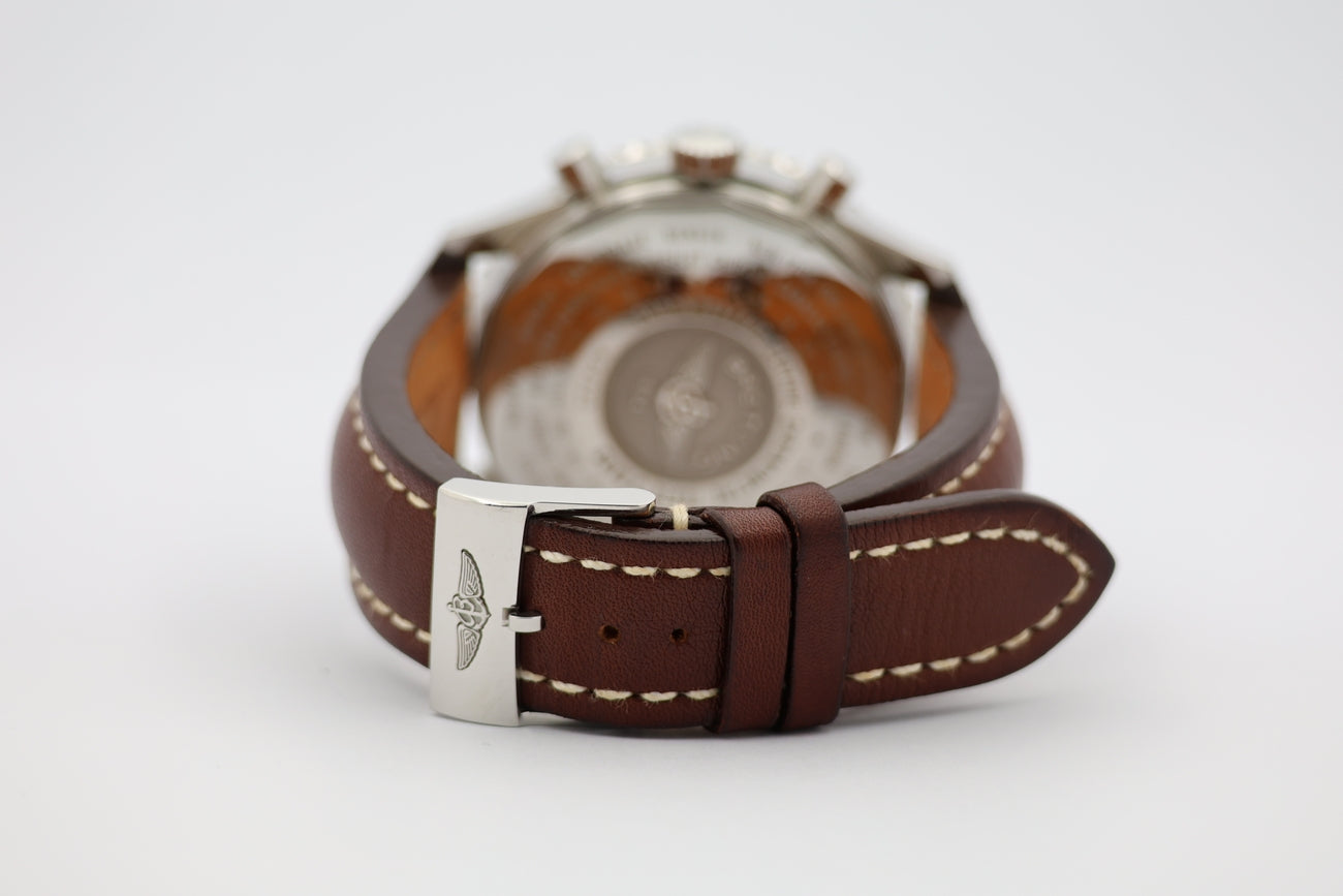 Breitling Navitimer World GMT 46mm Automatik A24322 - Detailansicht 5