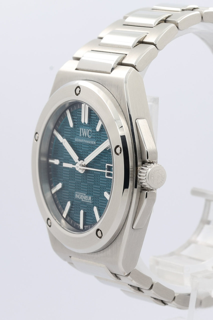 IWC Ingenieur 40mm Automatik Herrenuhr IW328903 - Detailansicht 1