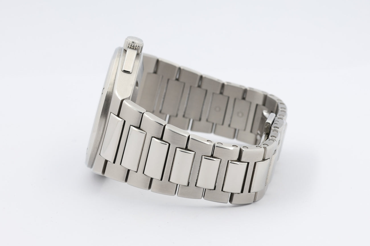 IWC Ingenieur 40mm Automatik Herrenuhr IW328903 - Detailansicht 6