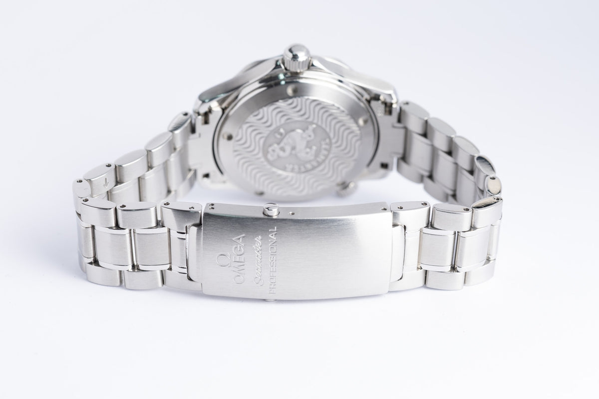 Omega Seamaster Diver 300m 36mm Automatik 22538000 - Detailansicht 7