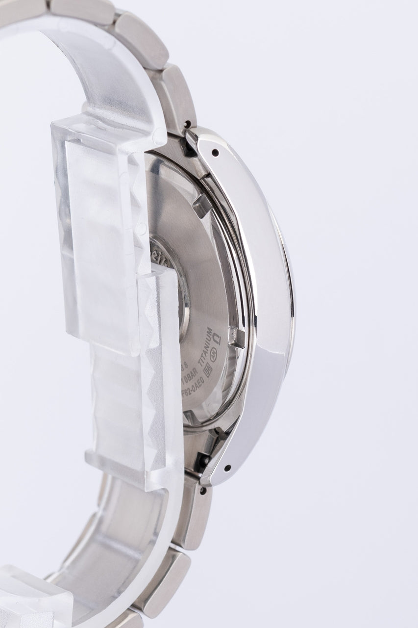 Grand Seiko Quarz Herrenuhr Titan 37mm SBGX067 - Detailansicht 4
