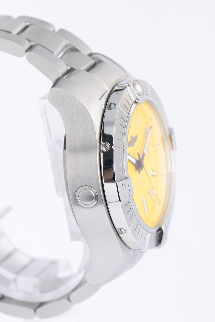 Breitling Avenger Seawolf 45mm Automatik Herrenuhr Gelb A173197269482 - Detailansicht 2