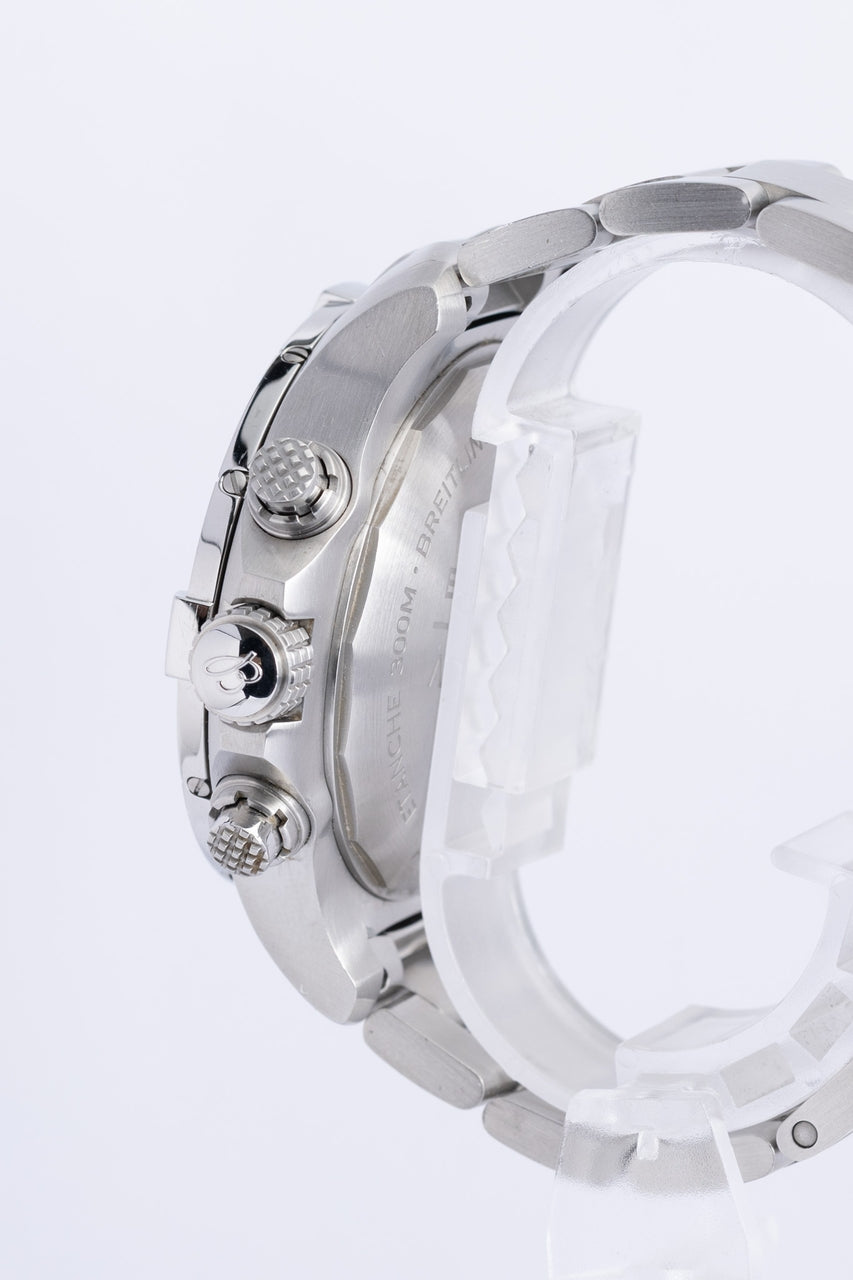 Breitling Avenger Chronograph 45mm Automatik A13317 - Detailansicht 3