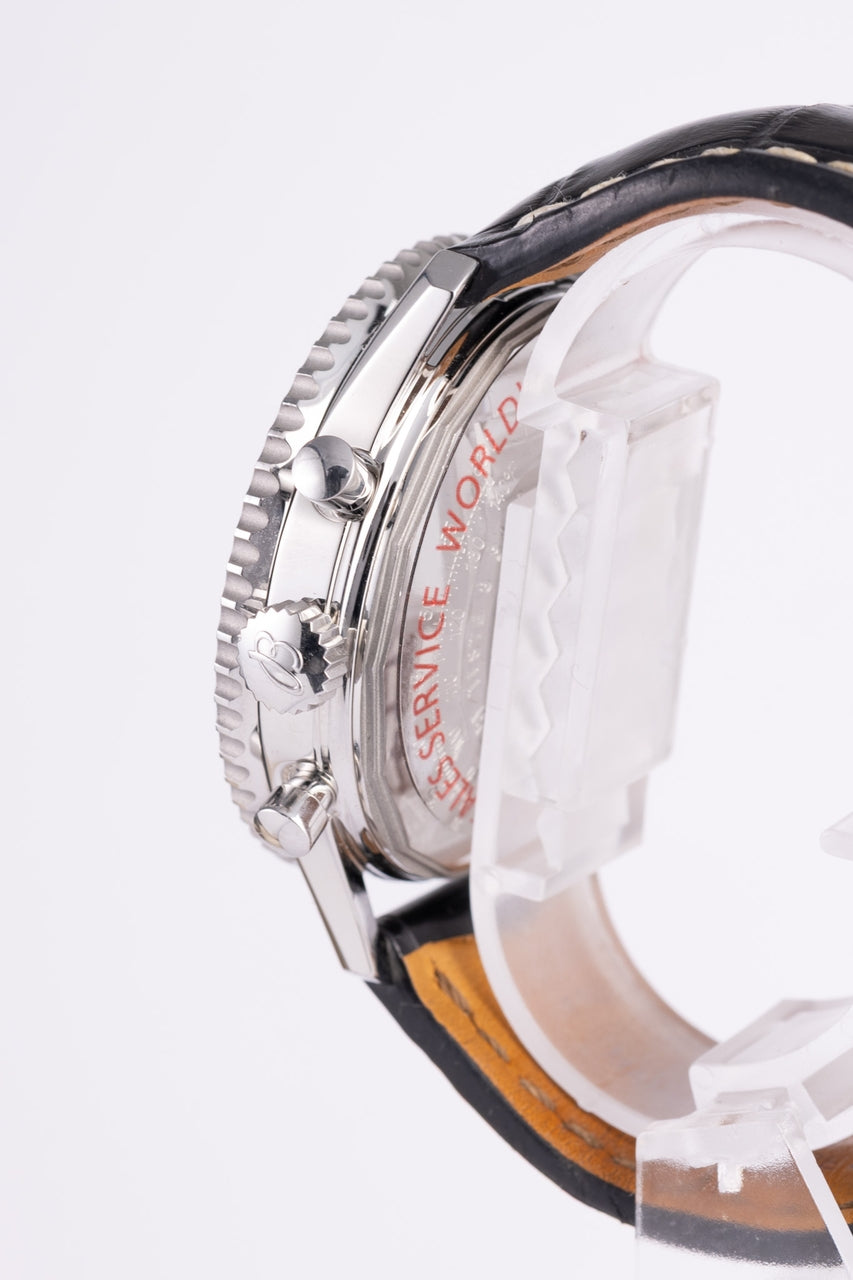 Breitling Navitimer 01 Automatik Herrenuhr 43mm AB0120 - Detailansicht 3