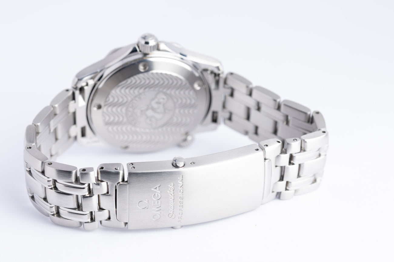 Omega Seamaster Diver 300m 36mm Quarz 25628000 - Detailansicht 7