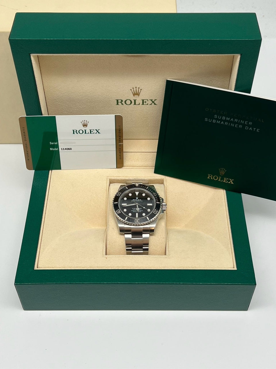 Rolex Submariner No Date 40mm Automatik Herrenuhr 114060 - Papiere und oder Lieferumfang