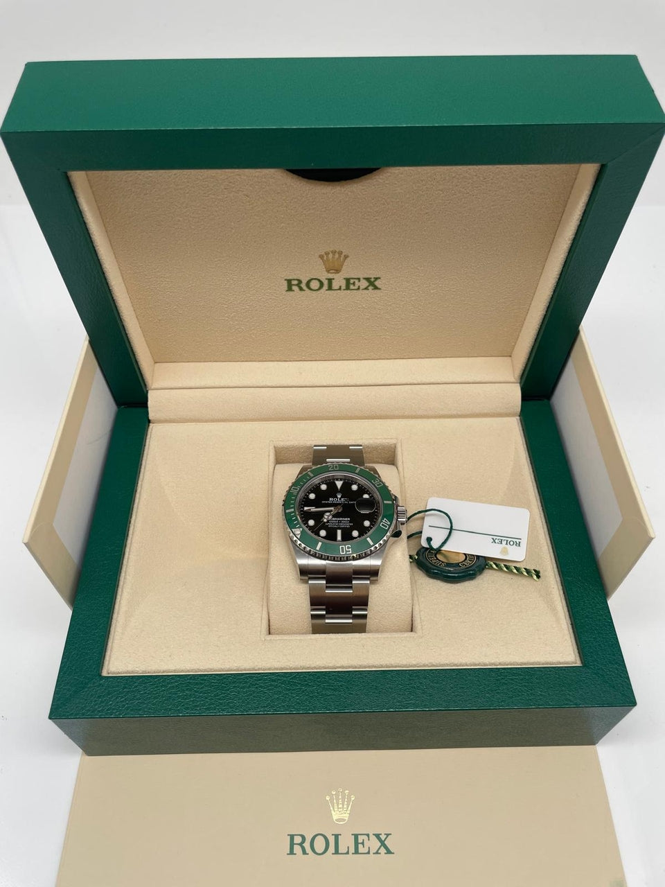 Rolex Submariner Date 'Starbucks' 41mm Automatik 126610LV - Papiere und oder Lieferumfang