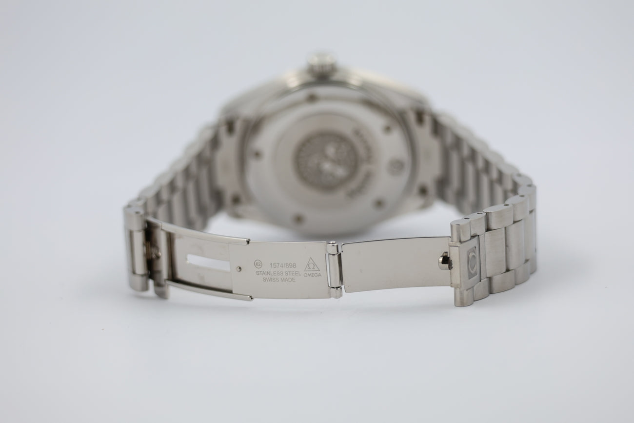 Omega Seamaster Aqua Terra 39mm Quarz  25175000 - Detailansicht 5