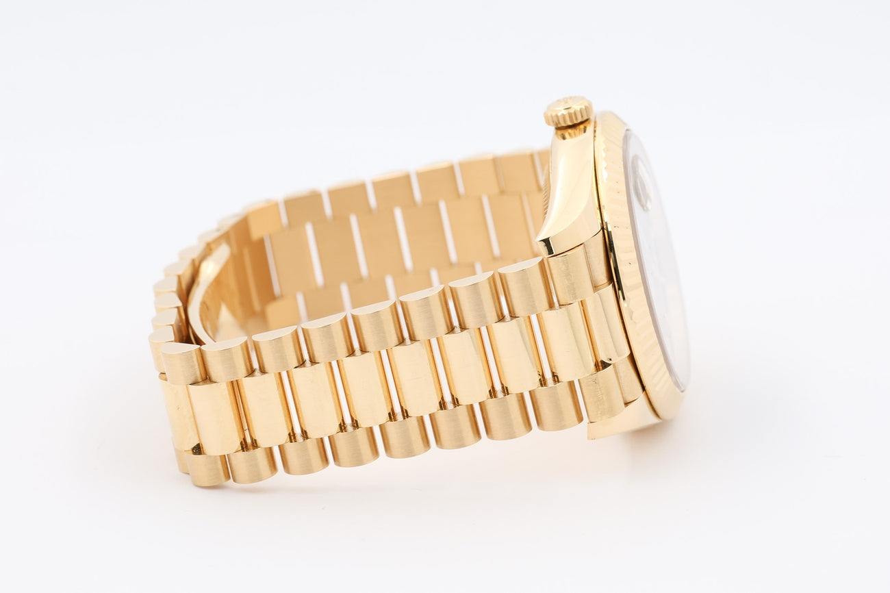 Rolex Day-Date 40 Gelbgold Motif Dial Automatik LC100 None 228238 - Detailansicht 6