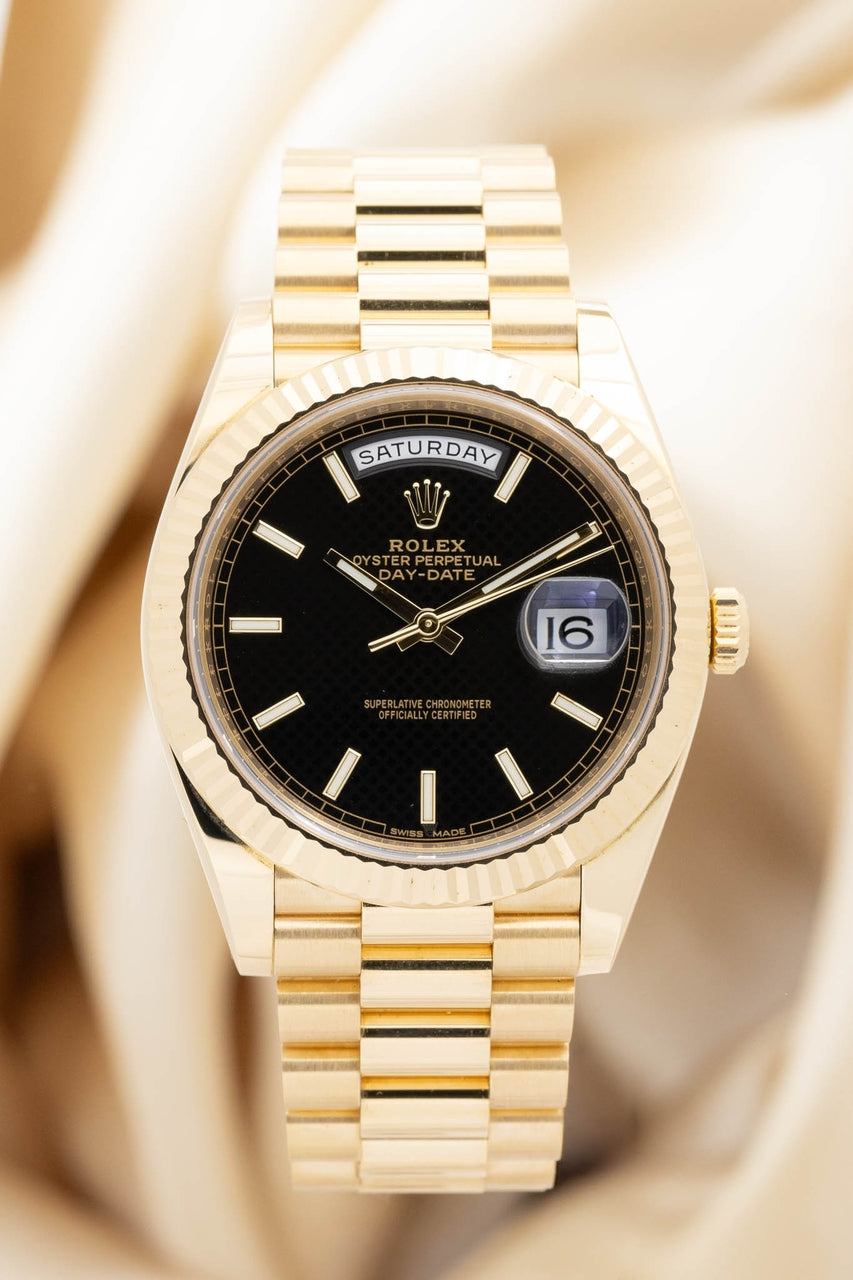 Rolex Day-Date 40 Gelbgold Motif Dial Automatik LC100 None 228238 - Thumbnail