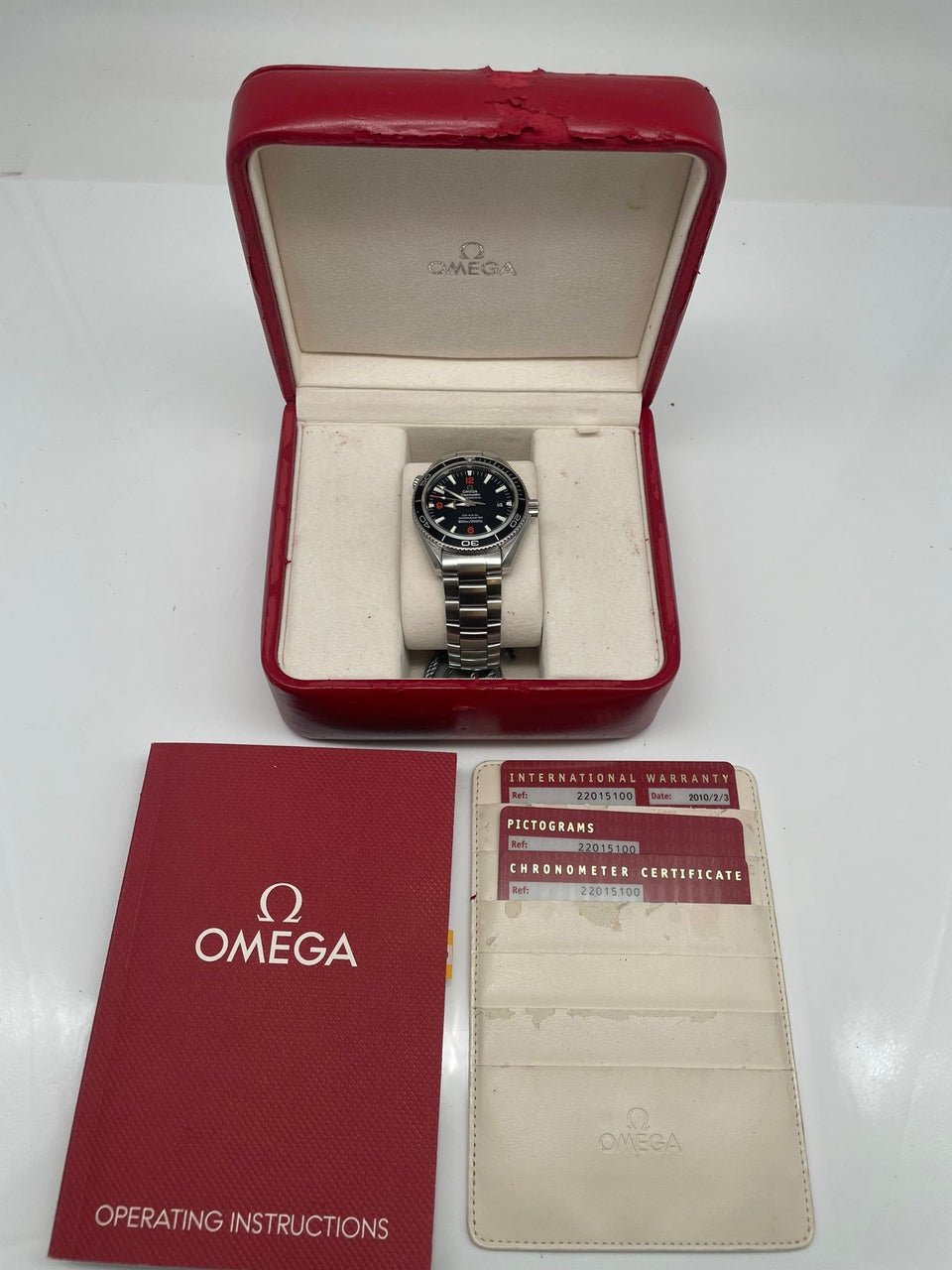 Omega Seamaster Planet Ocean 42mm Automatik 22015100 - Papiere und oder Lieferumfang