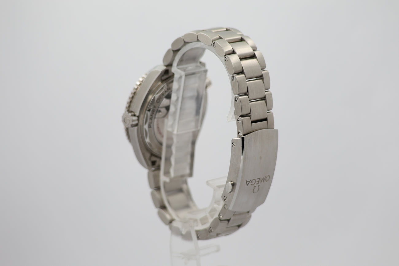 Omega Seamaster Planet Ocean Automatik 39,5mm 21530402001001 - Detailansicht 2