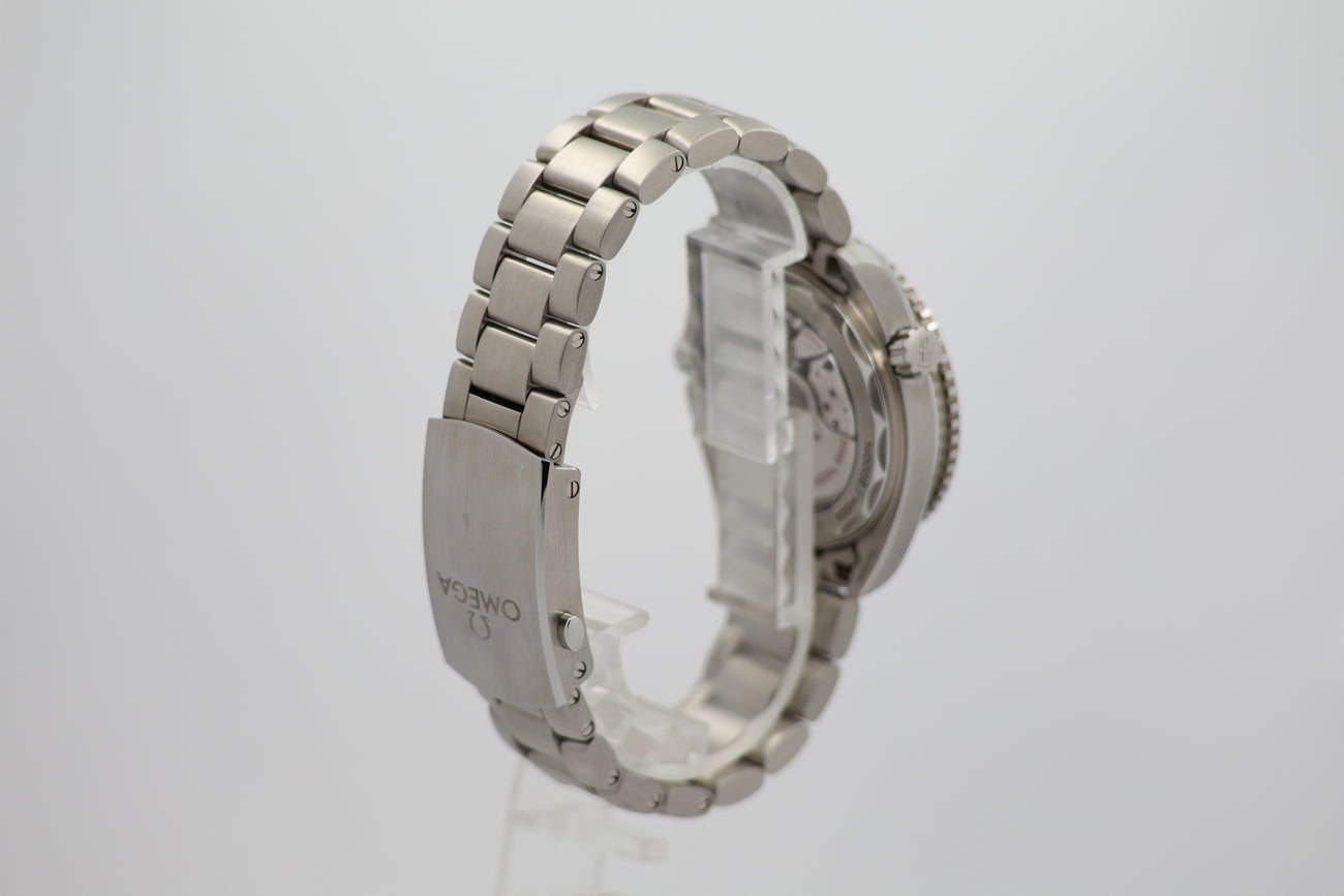 Omega Seamaster Planet Ocean Automatik 39,5mm 21530402001001 - Detailansicht 1