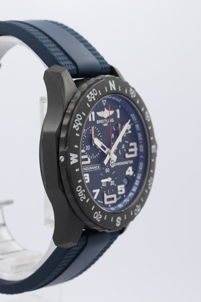 Breitling Endurance Pro Quarz Herrenuhr 44mm  X82310 - Detailansicht 1