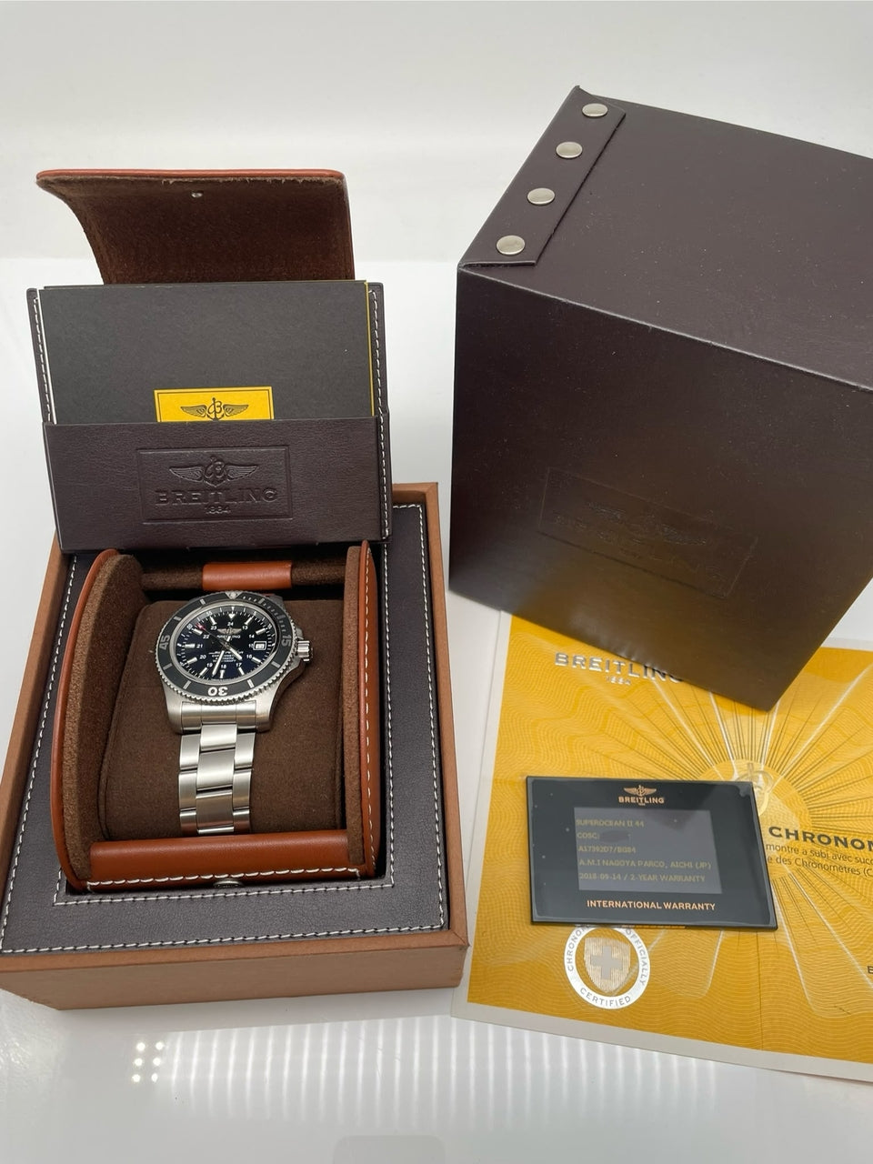 Breitling Superocean II 44 Automatik A17392 - Papiere und oder Lieferumfang