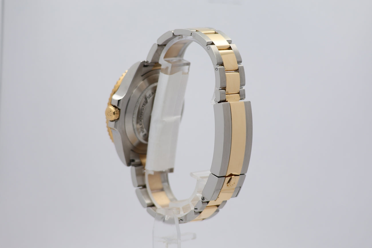 Rolex Sea-Dweller Stahl/Gold Automatik Schwarz	 126603 Box + og. Papiere