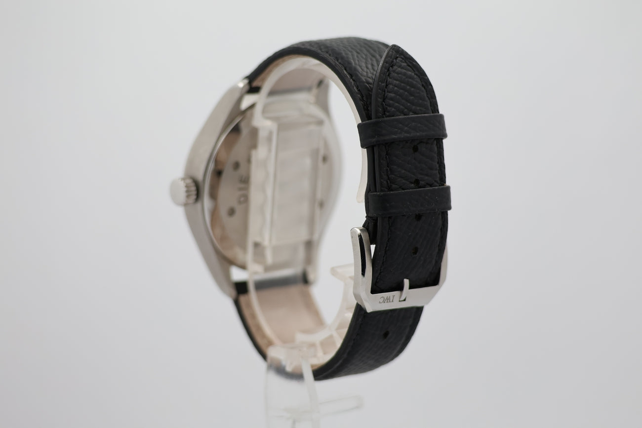 IWC Fliegeruhr Spitfire UTC Herrenuhr 39mm IW325107 - Detailansicht 2