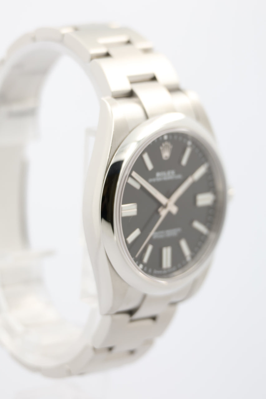 Rolex Oyster Perpetual 41mm Automatik Schwarz LC100 124300 - Detailansicht 2