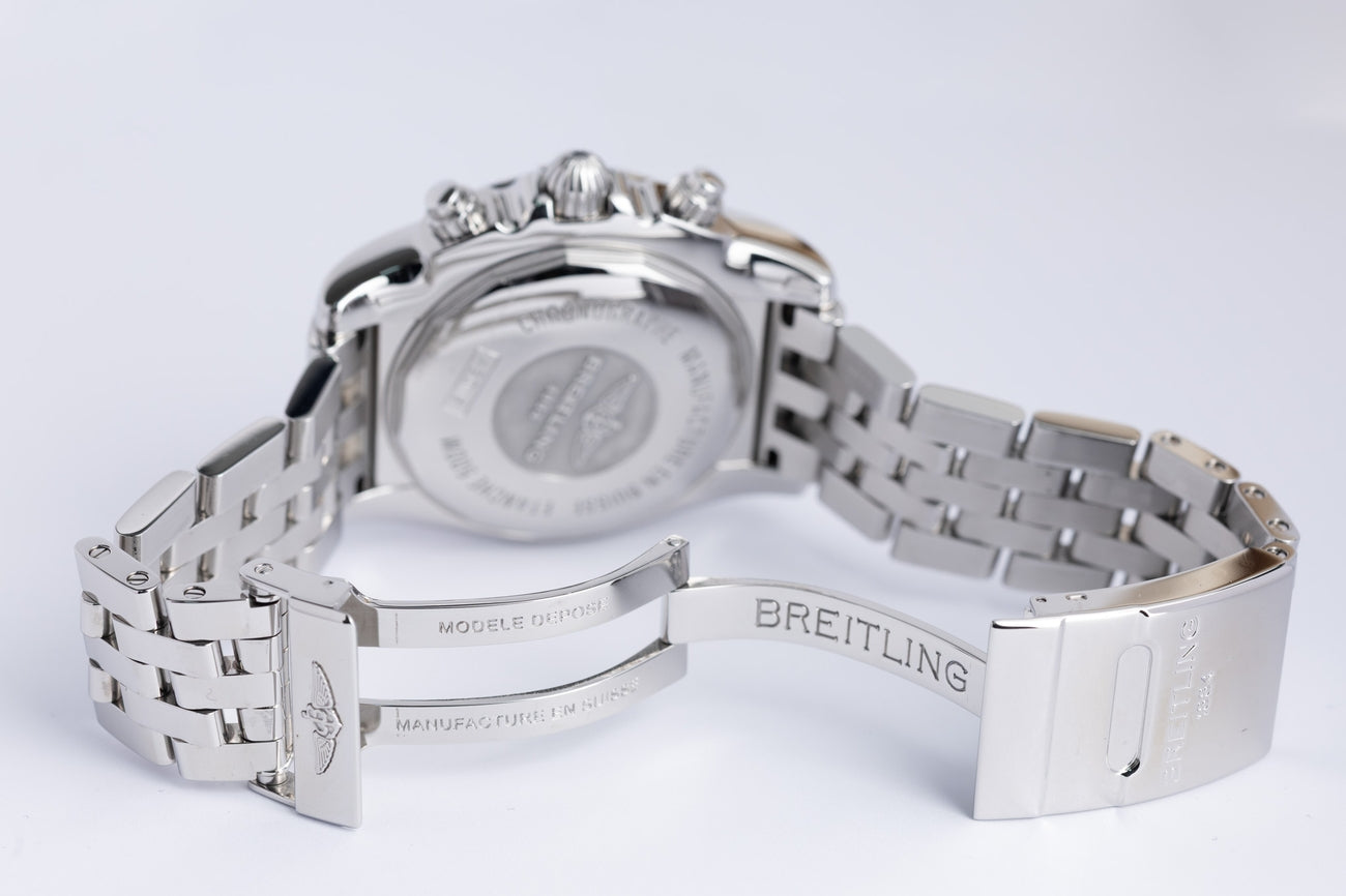 Breitling Chronomat 44mm Automatik Herrenuhr Blau AB0115 - Detailansicht 9