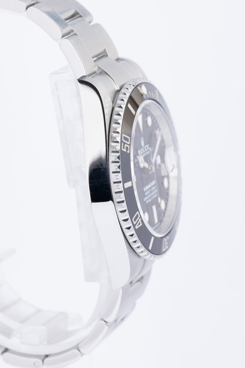 Rolex Submariner Date 41mm aus 2022 126610LN - Detailansicht 2