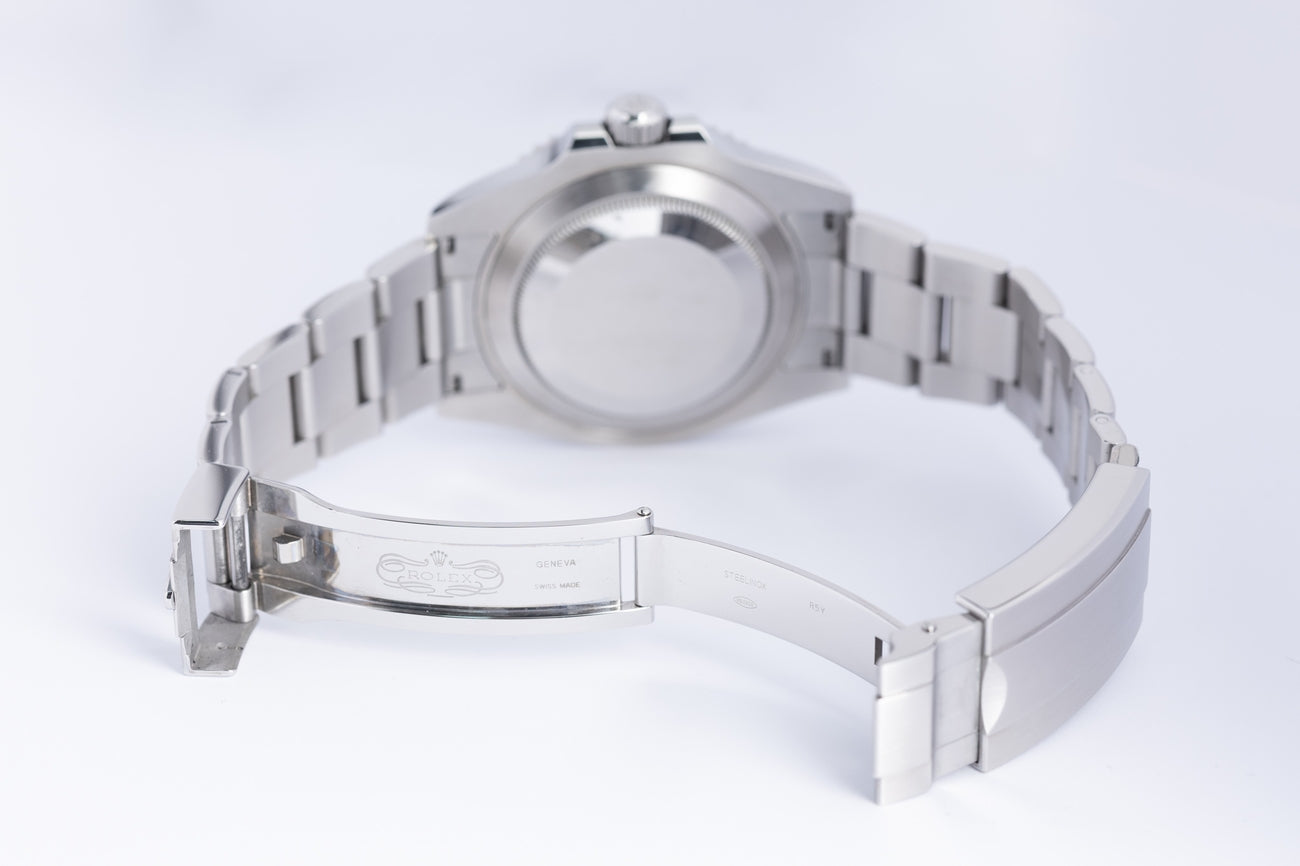 Rolex Submariner No Date Automatik Herrenuhr 124060 - Detailansicht 8