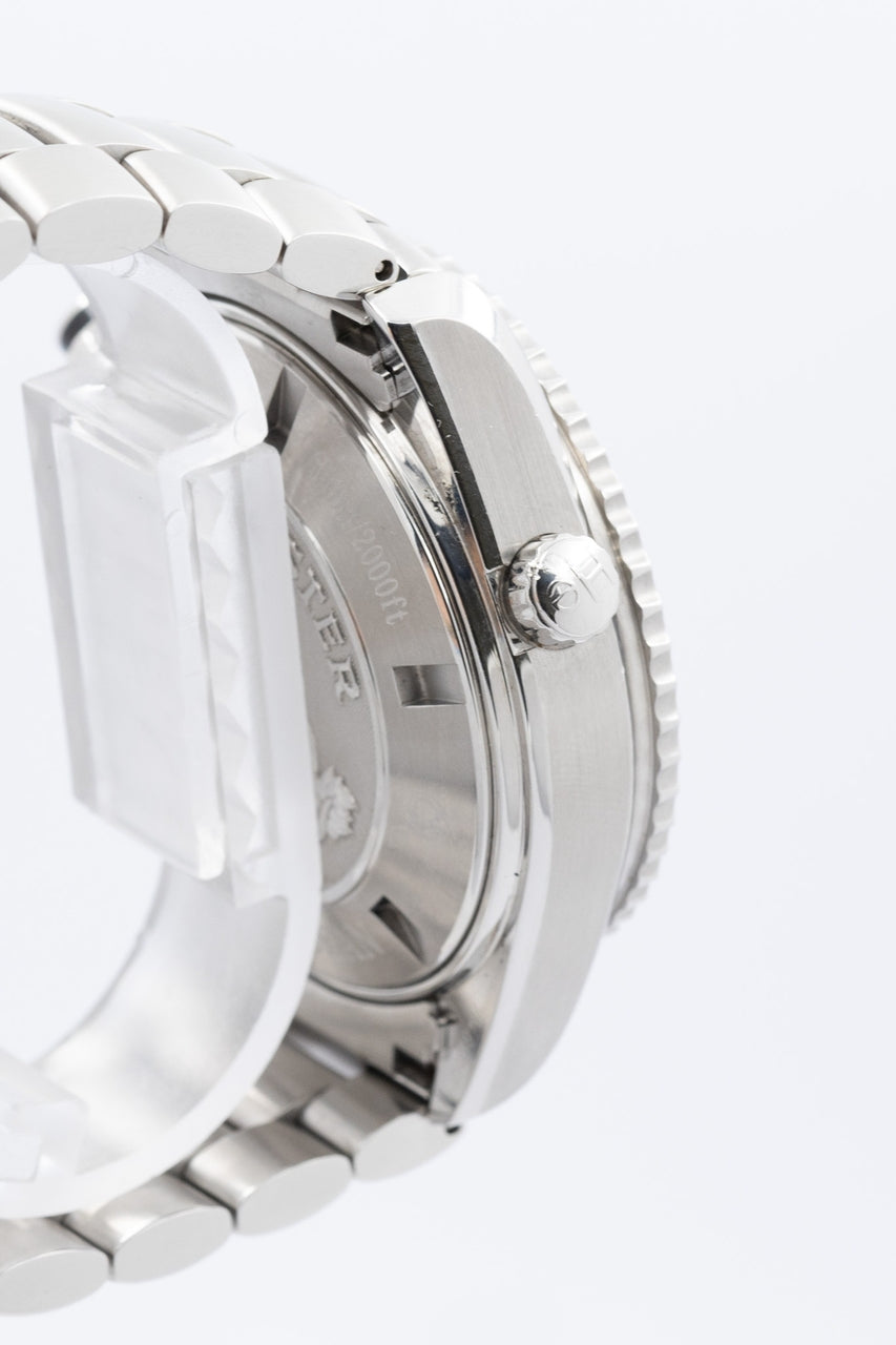 Omega Seamaster Planet Ocean 600M 45,5mm Automatik  22105000 - Detailansicht 3