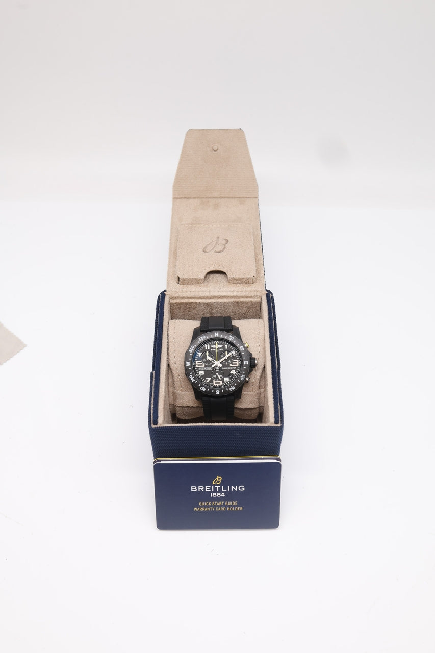 Breitling Endurance Pro Quarz  "Air Asia" 44mm X82310 - Papiere und oder Lieferumfang