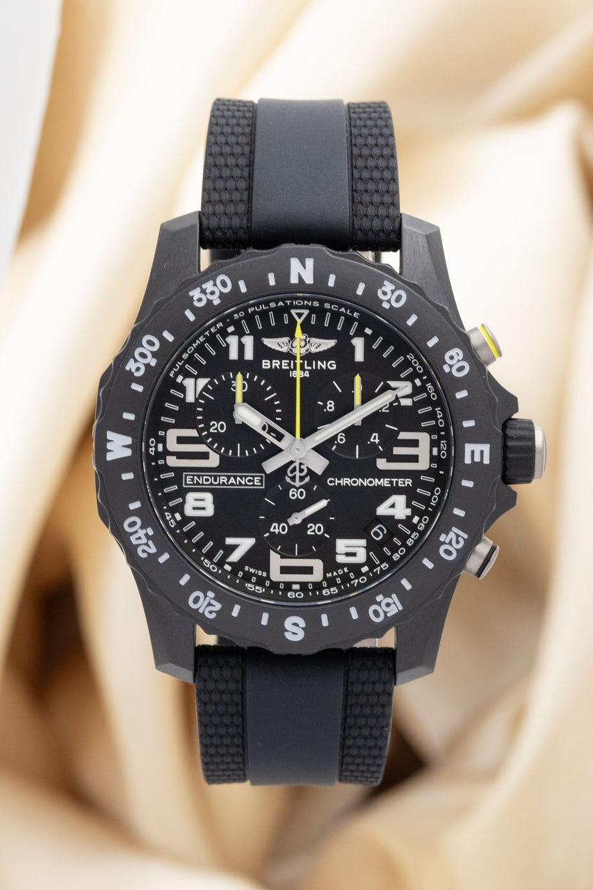 Breitling Endurance Pro Quarz  "Air Asia" 44mm X82310 - Thumbnail