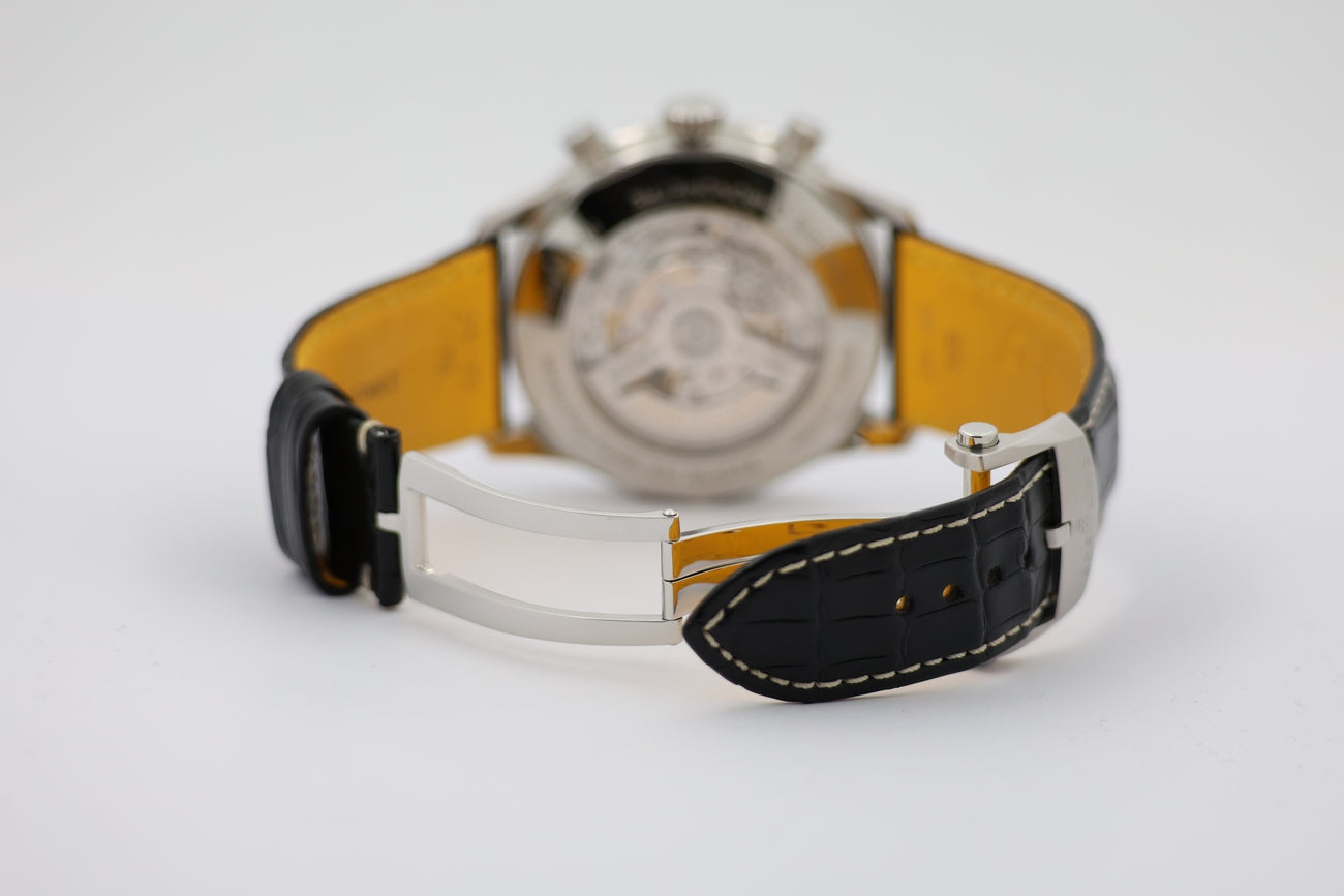 Breitling Navitimer 1 B01 Chronograph Herrenuhr 46mm AB0137 - Detailansicht 6