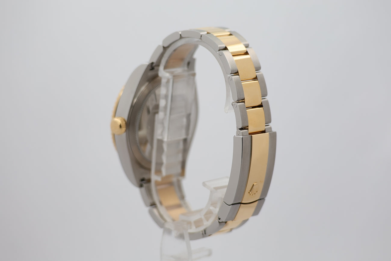Rolex Sky-Dweller Automatik Herrenuhr Stahl/Gold 42mm 326933 - Detailansicht 2