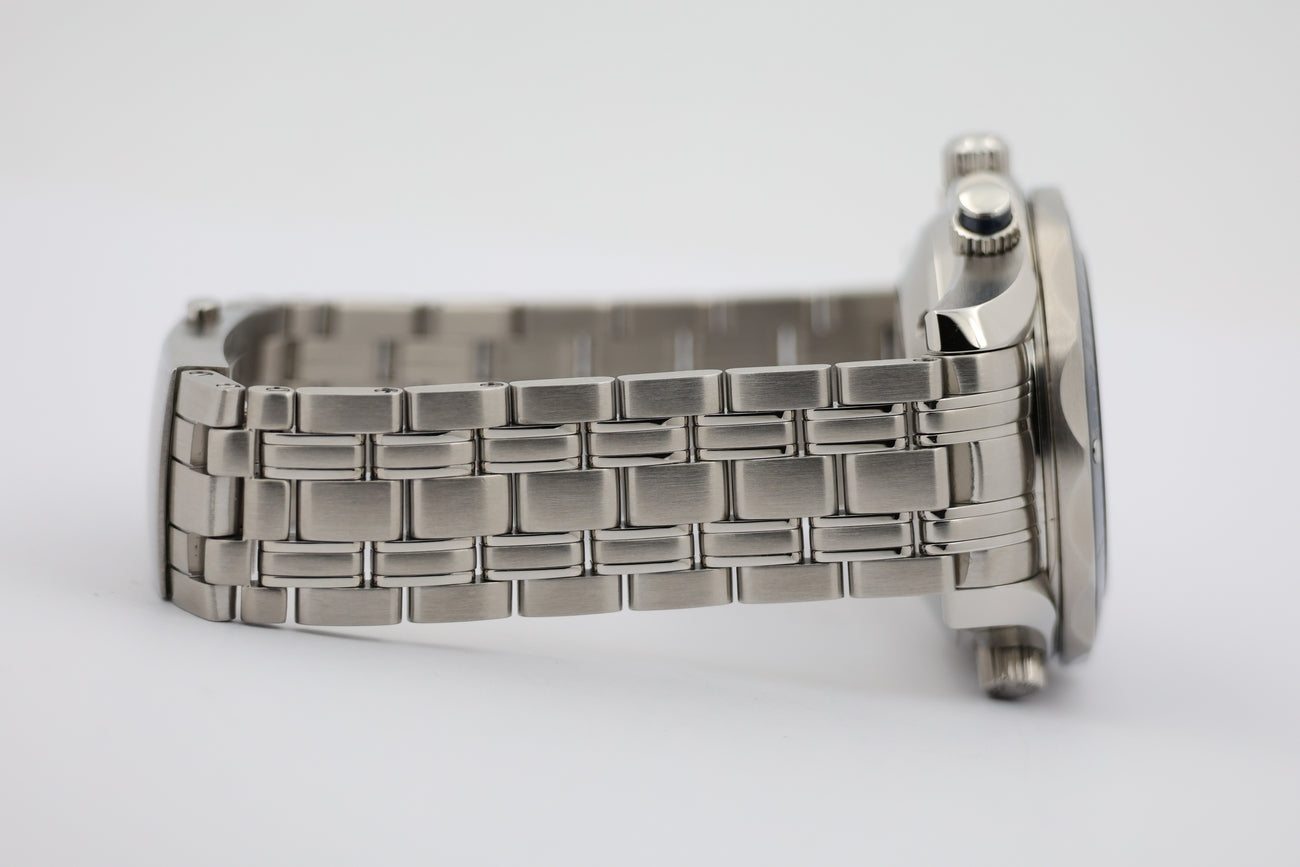 Omega Seamaster Diver 300M Automatik Herrenuhr 21230425003001 - Detail view 4