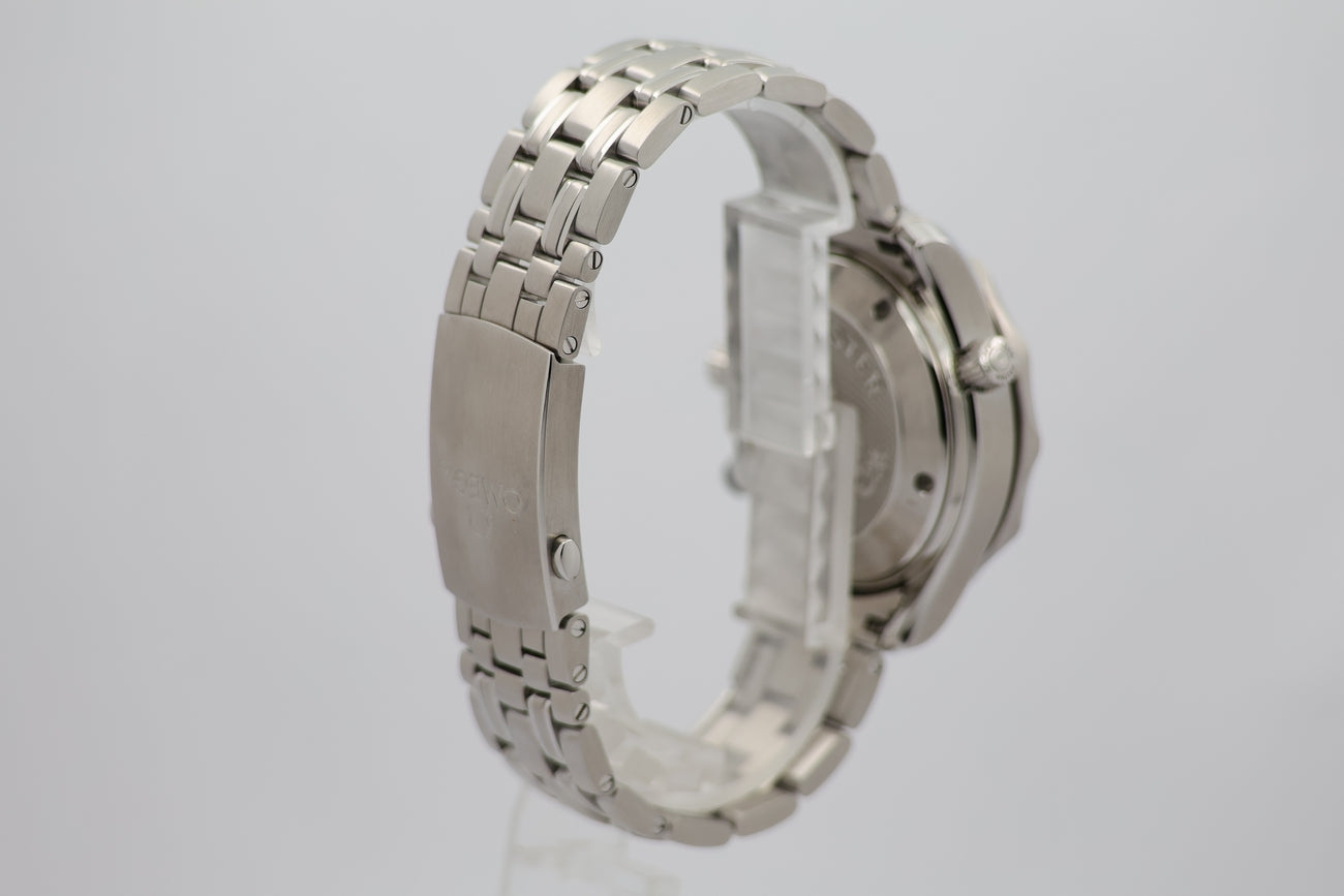 Omega Seamaster Diver 300M Automatik Herrenuhr 21230425003001 - Detail view 1