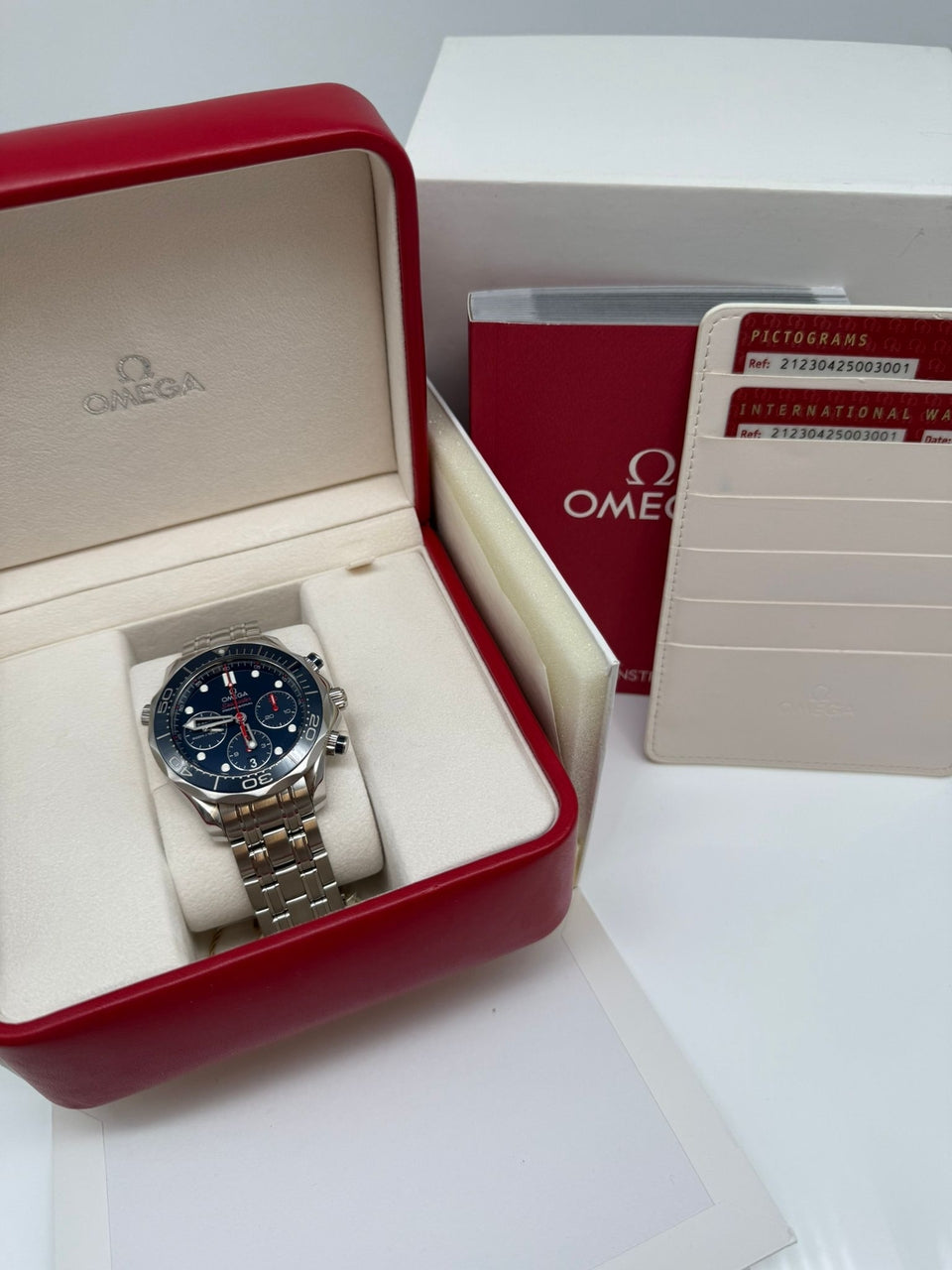 Omega Seamaster Diver 300M Automatik Herrenuhr 21230425003001 - Papers and documentation