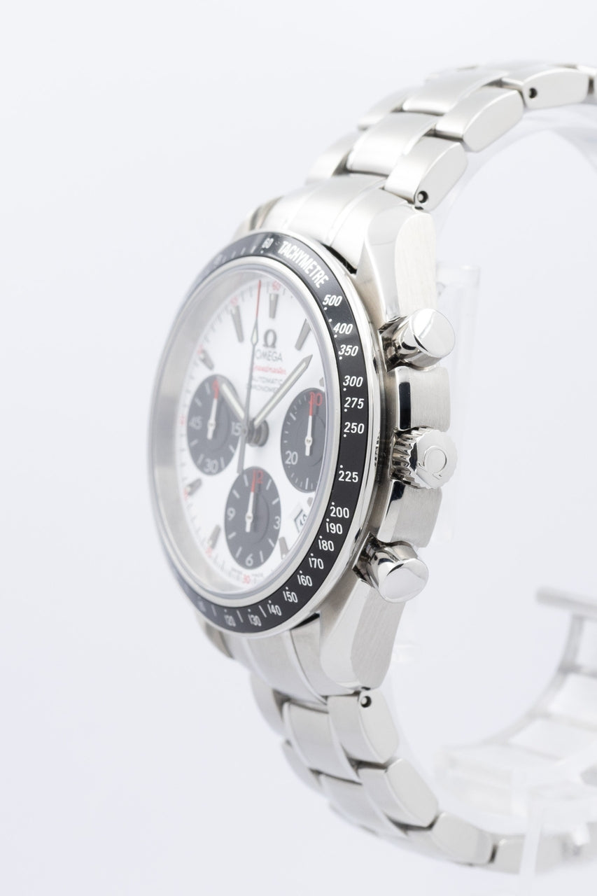 Omega Speedmaster Date 40mm Automatik Herrenuhr 323304040040001 - Detailansicht 2