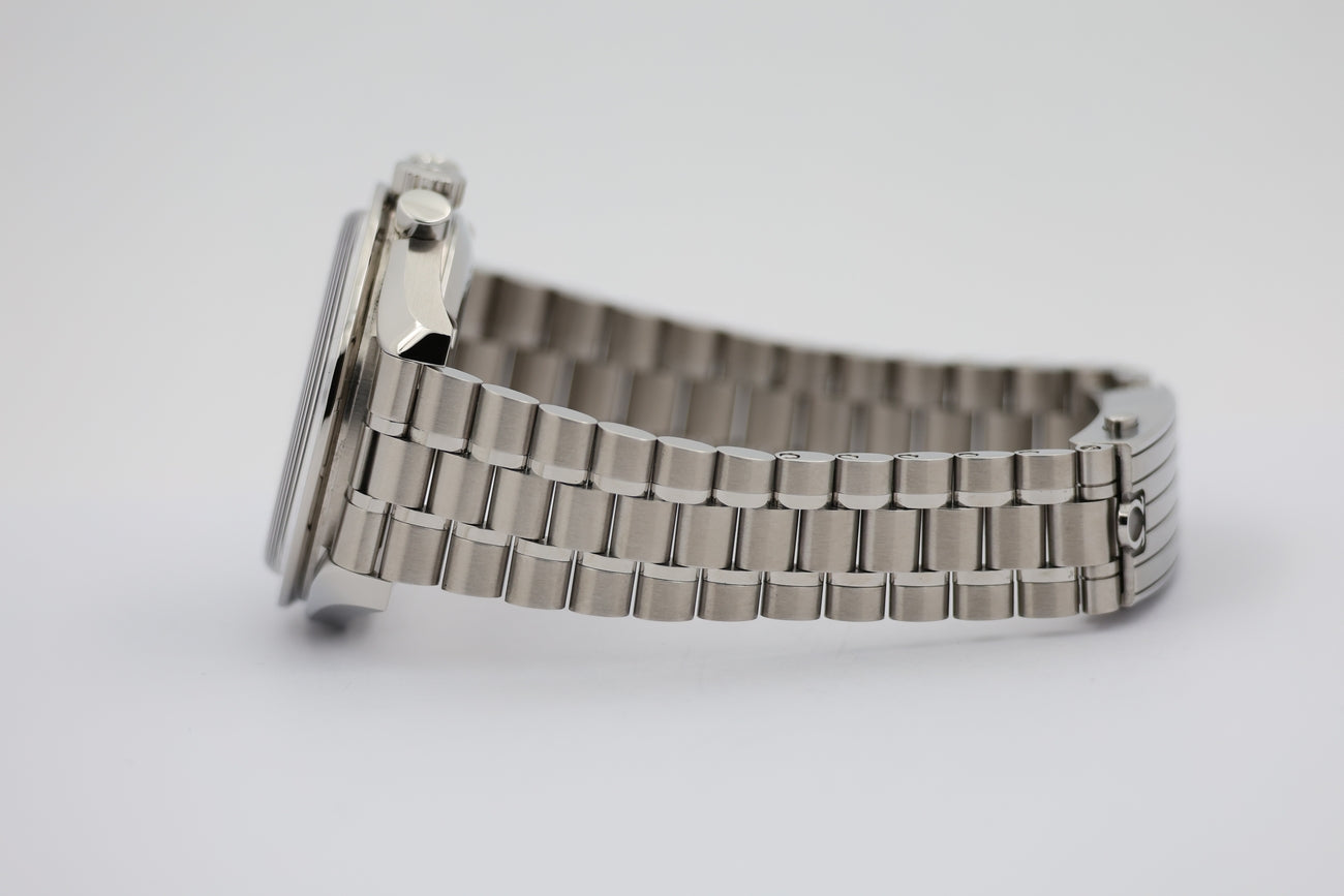 Omega Speedmaster Professional Moonwatch 42mm Handaufzug 31030425001002 - Detailansicht 3