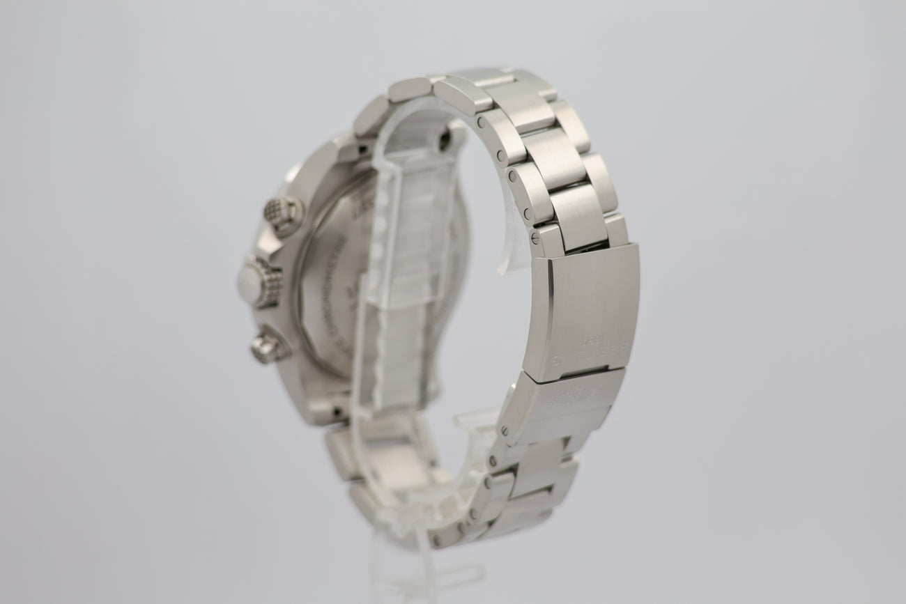 Breitling Avenger 45mm Automatik  A13317 - Detailansicht 2