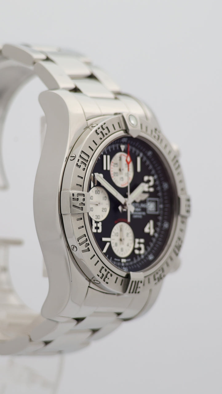 Breitling Avenger II Automatik 43mm A13381 - Detail view 8