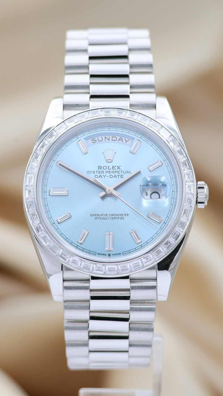 Rolex Day-Date 40 Platinum Ice Blue Factory Besatz 228396TBR Box + og. Papiere